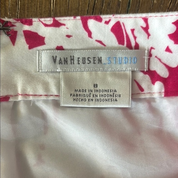 Floral Pink Skirt - Picture 2 of 5